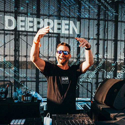 strandbad-gruenau-beach-festivals-artists-rene-deepreen