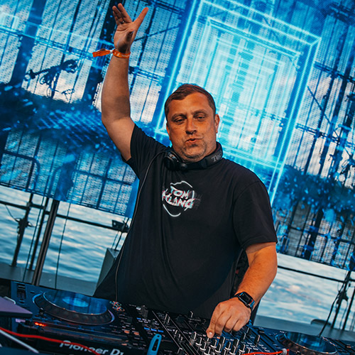 strandbad-gruenau-beach-festivals-artists-tom-klang