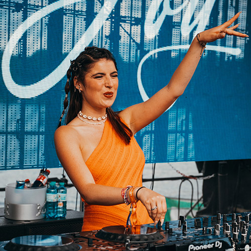 strandbad-gruenau-beach-festivals-artists-djoy